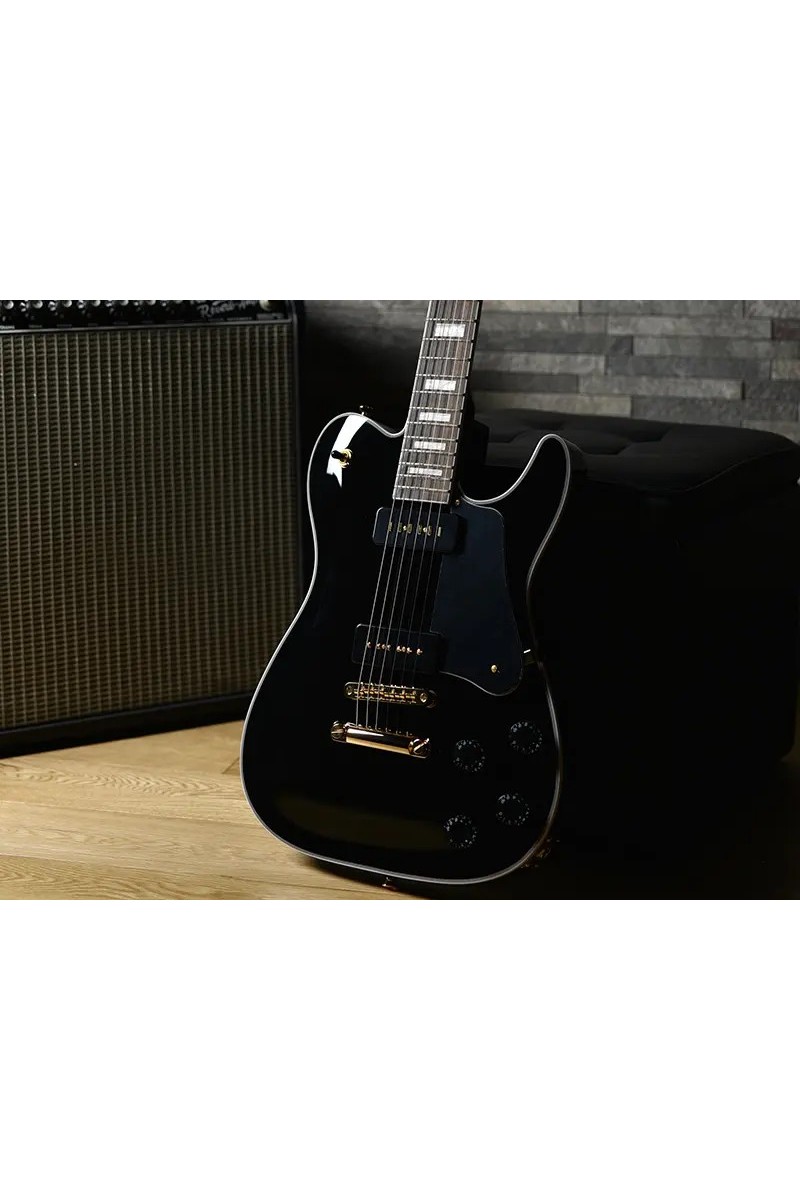 Guitare électrique BACCHUS BARON-CTM...