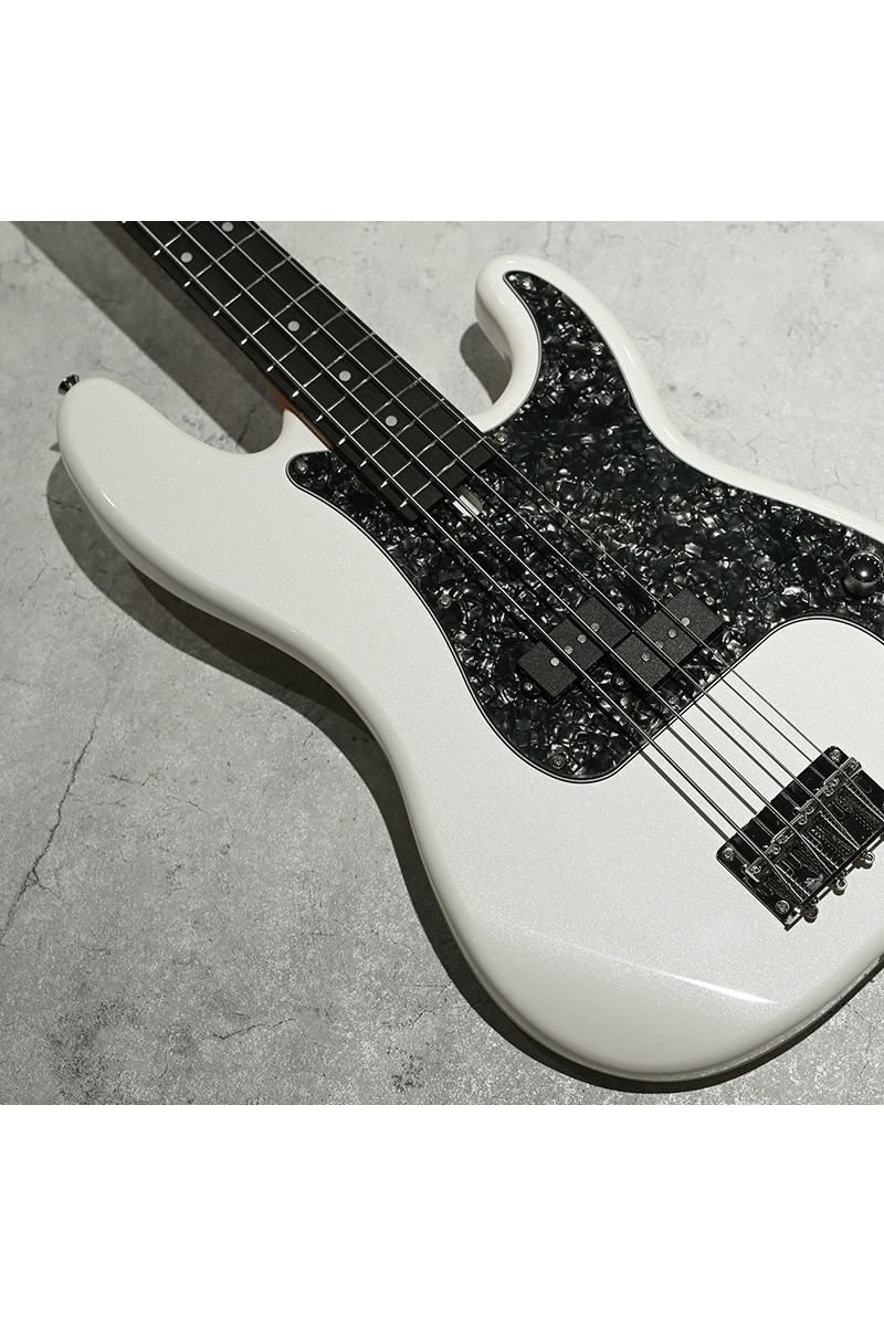 Basso a 4 corde di precisione BACCHUS...