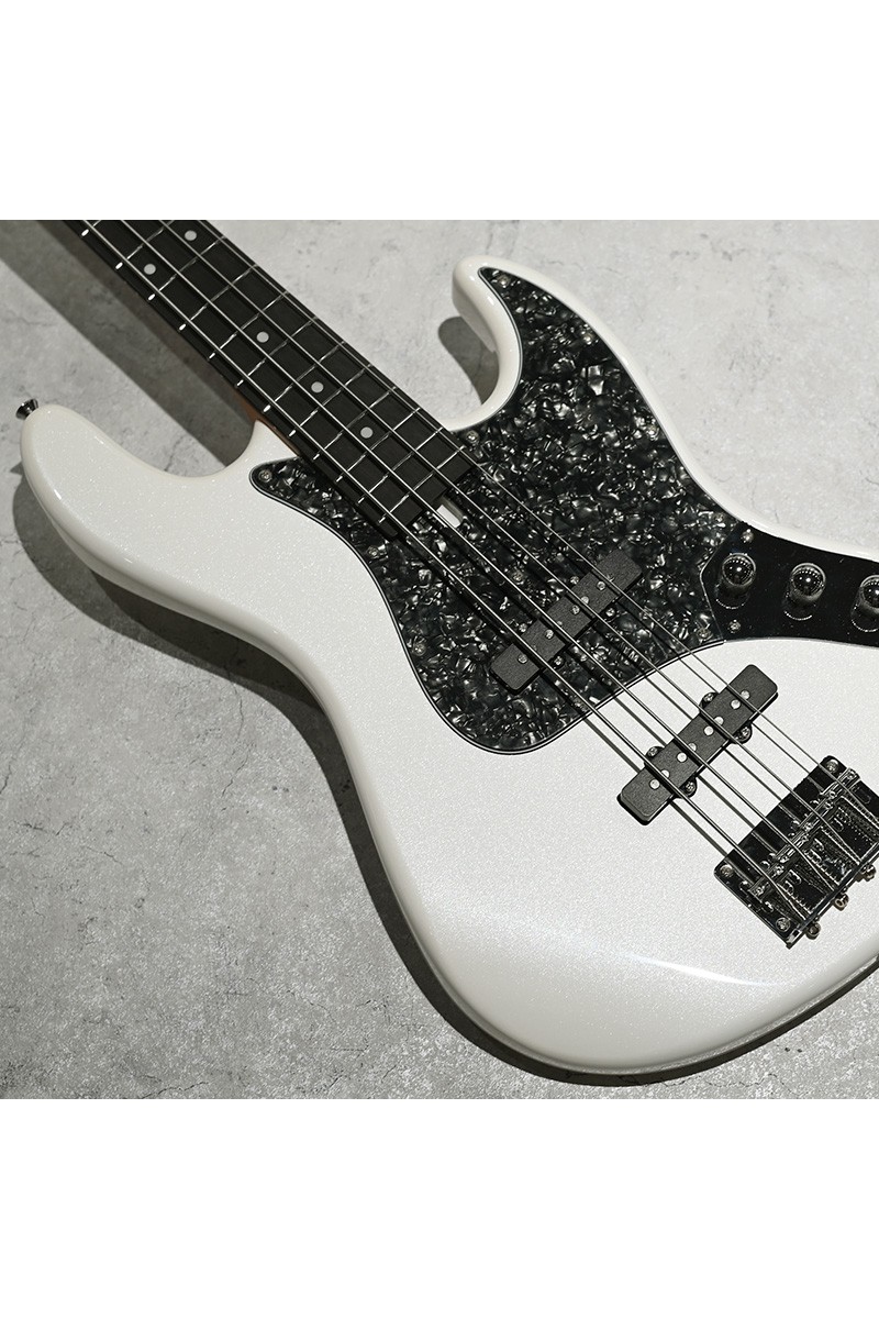 4-saitiger Bass JB Bacchus WJB-1DX...